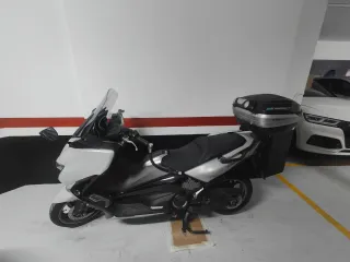 Yamaha T-Max 530 DX 2019 (Trato SOLO EN PERSONA)
