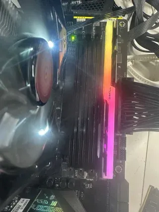 HABILIDADE G 1X16GB 3200MHZ RGB C16 #792777