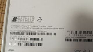 iPhone 15 Pro. 128 GB. Titanio bianco. Solo scatola.