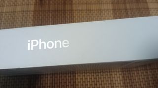 iPhone 15 Pro. 128 GB. Titanio bianco. Solo scatola.