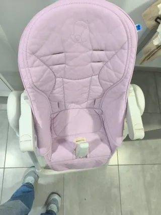 Trona plegable rosa reclinable