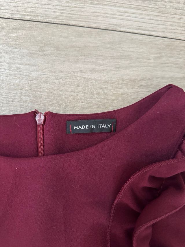 Vestito viola con rouches