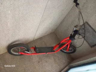 Monopatín Rojo Ruedas Grandes