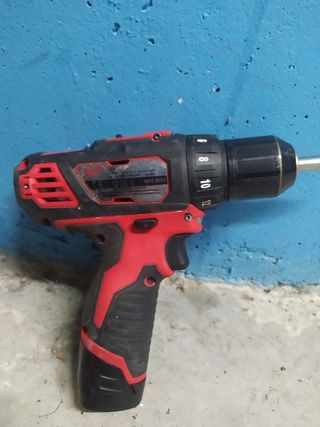 Taladro Atornillador Milwaukee