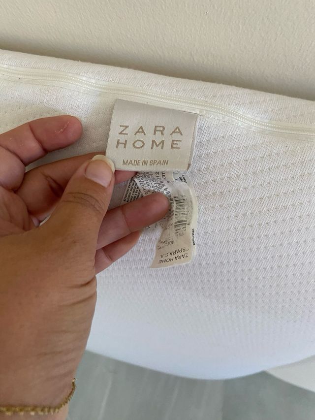 Almohada Zara Home Blanca