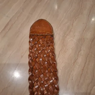 Cinturón ancho piel trenzada marrón