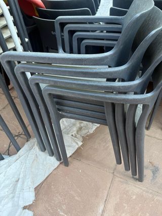 Sillas de plástico Cruzcampo apilables