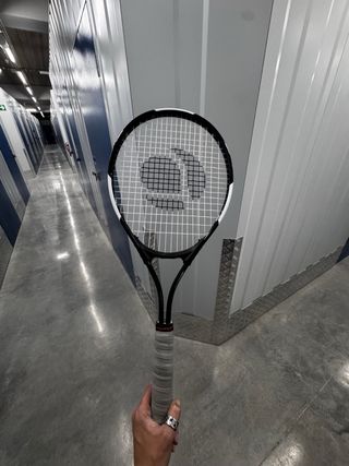 Raqueta Babolat y Decathlon con Funda