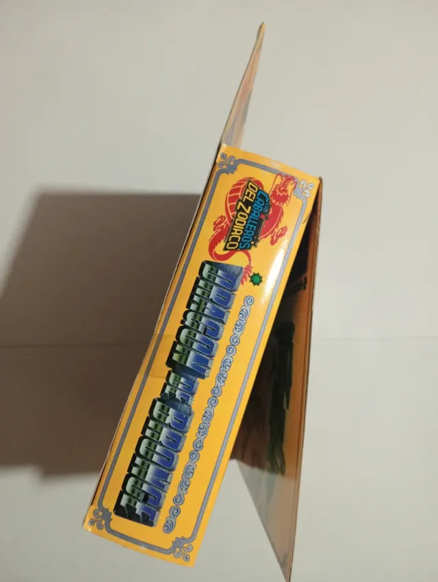 Caballeros del Zodiaco - Dragón de Bronce