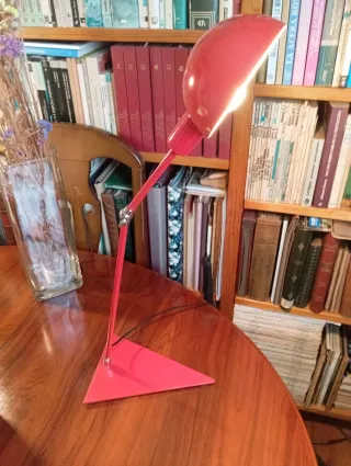 Lámpara Escritorio Vintage Roja Metálica
