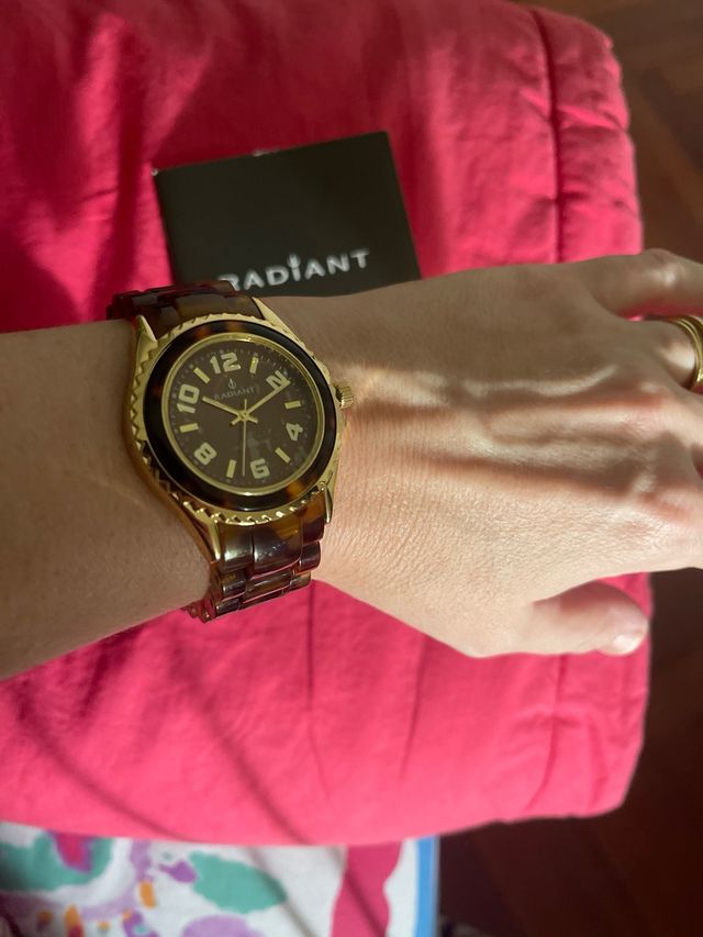 Reloj Radiant Nuevo con Caja, ideal regalo