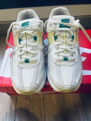 Zapatillas Nike Zoom Vomero 5 Talla 40