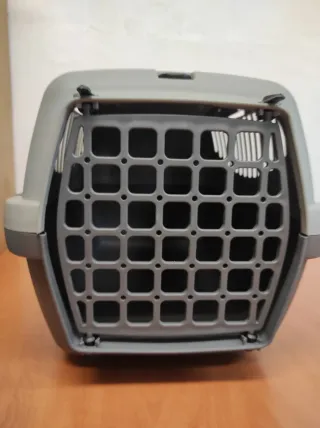 Transportín para perro gris