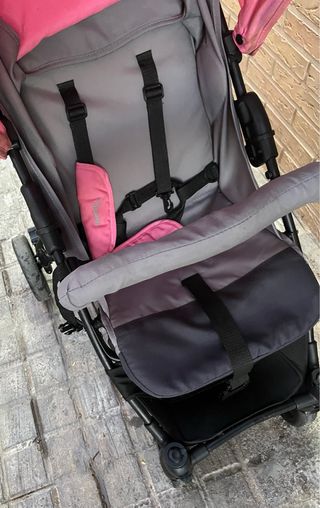 Carro de paseo rosa y gris