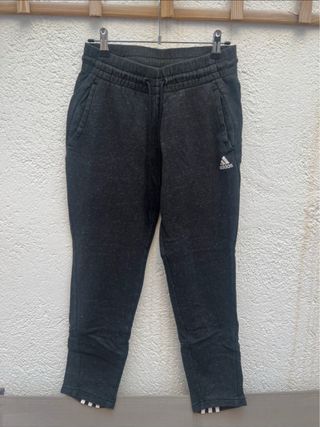 Pantalón chándal Adidas gris