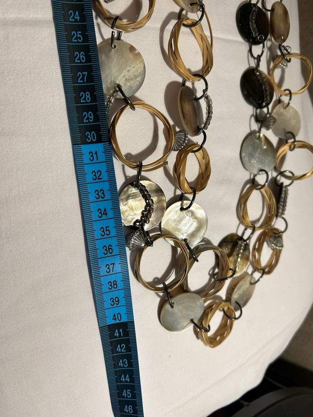 Collar largo círculos y discos nacarados