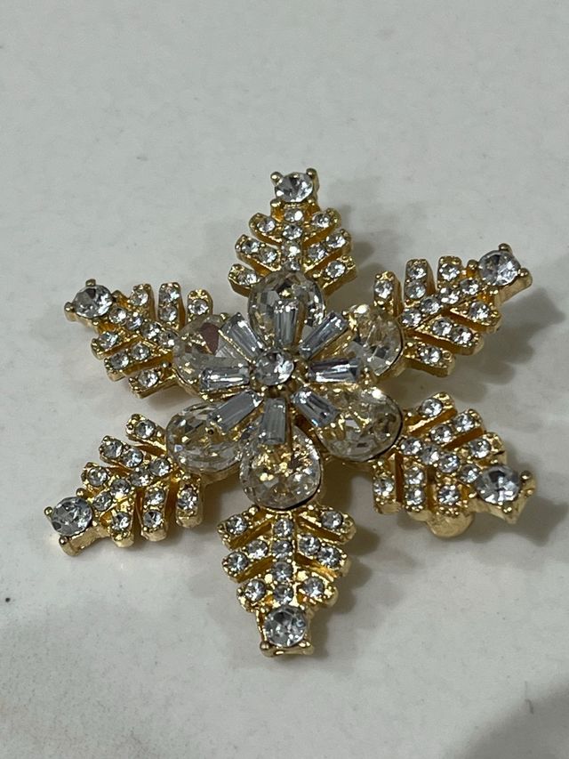Broche copo de nieve dorado snow snowflake