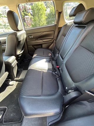 Mitsubishi Outlander 2015