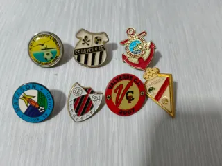 7 Pins de Equipos de Fútbol 