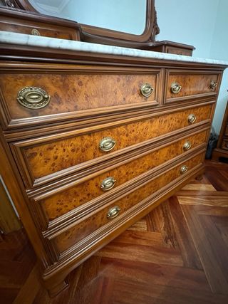 Dormitorio completo madera y mármol