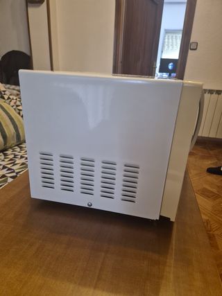 Microondas Orbegozo con Grill