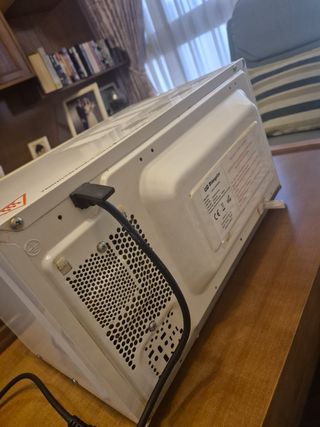 Microondas Orbegozo con Grill