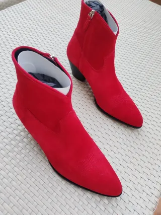 Botines Rojos con Tacón