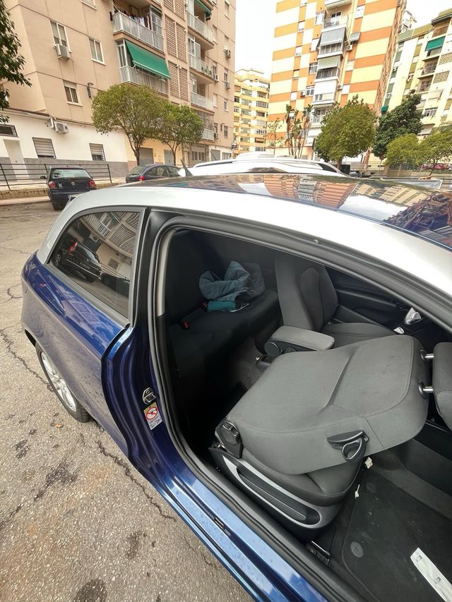 Audi A1 2011 attraction