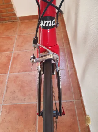 Bicicleta de carretera BMC Impect
