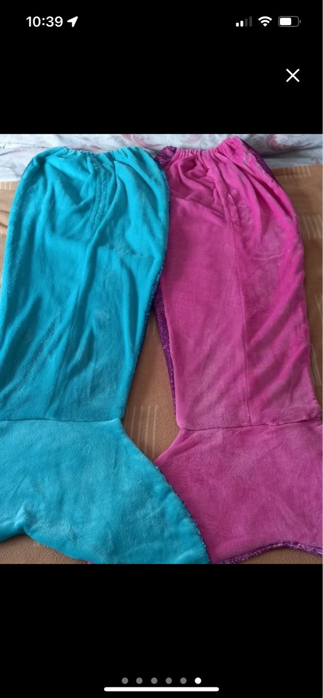 Mantas de sirena azules y rosas