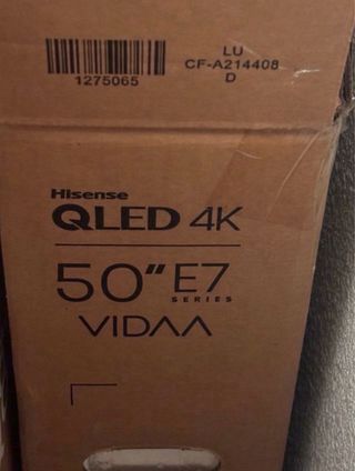 Televisor Hisense 50 QLED 4K+ Soporte