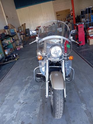 Kawasaki VN1500 Classic Nomad