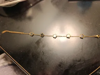 Pulsera Acero Dorado con  Flores Negras