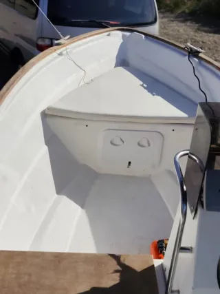 Embarcación Capeador 420