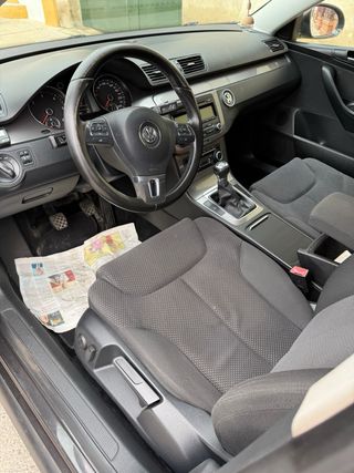 Volkswagen Passat 2010