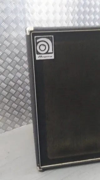 Pantalla Ampeg SVT410HLF 4x10