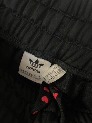 Pantalón chándal Adidas negro