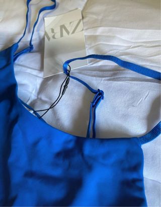 Top Zara Azul Talla M
