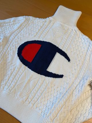 Cárdigan Zara x Champion Viral Tejido Jacquard