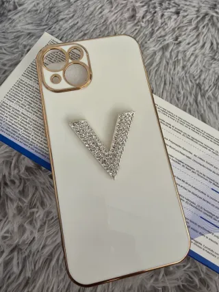 Cover iPhone 13 Bianca con V Brillante