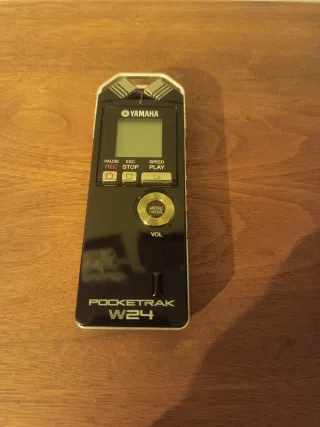 Grabadora Yamaha Pocketrak W24