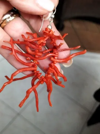 Orecchini corallo rosso e argento 800