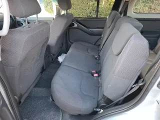 Nissan Pathfinder 2005