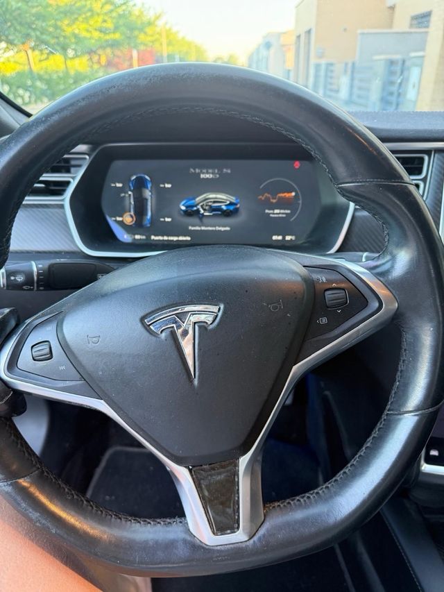 Tesla Model s 2017