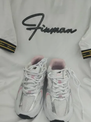 Zapatillas New Balance Blancas y Rosas