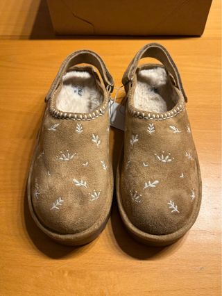 Zueco Zara Chestnut Ugg