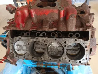 Volvo Penta Motor V8 5.7