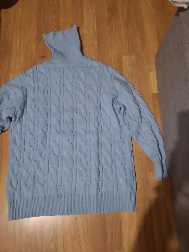 Jersey azul de punto trenzado