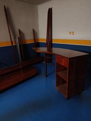 conjunto de muebles para rienda de ropa