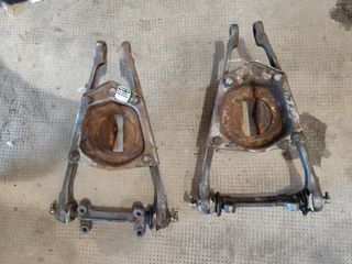 Triángulos Suspensión Delantera Renault 4/4